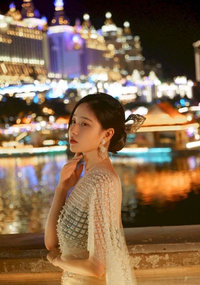变态冷s酒店调教大学生_高清在线观看