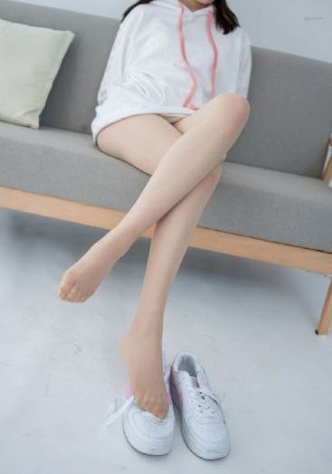 jizz日本zzz老师好多水_高清在线视频观看